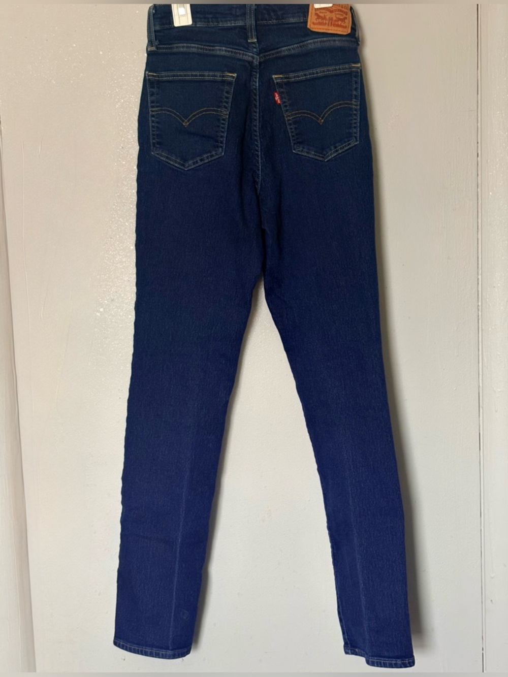 Levi's 724 High-Rise Slim Straight Dark indigo size 28